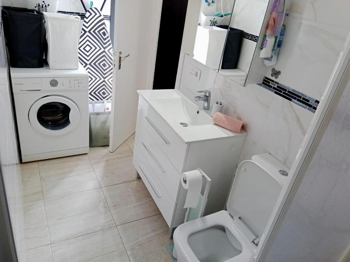 Bonito Apartamento De 1 Habitacion 아로나 외부 사진